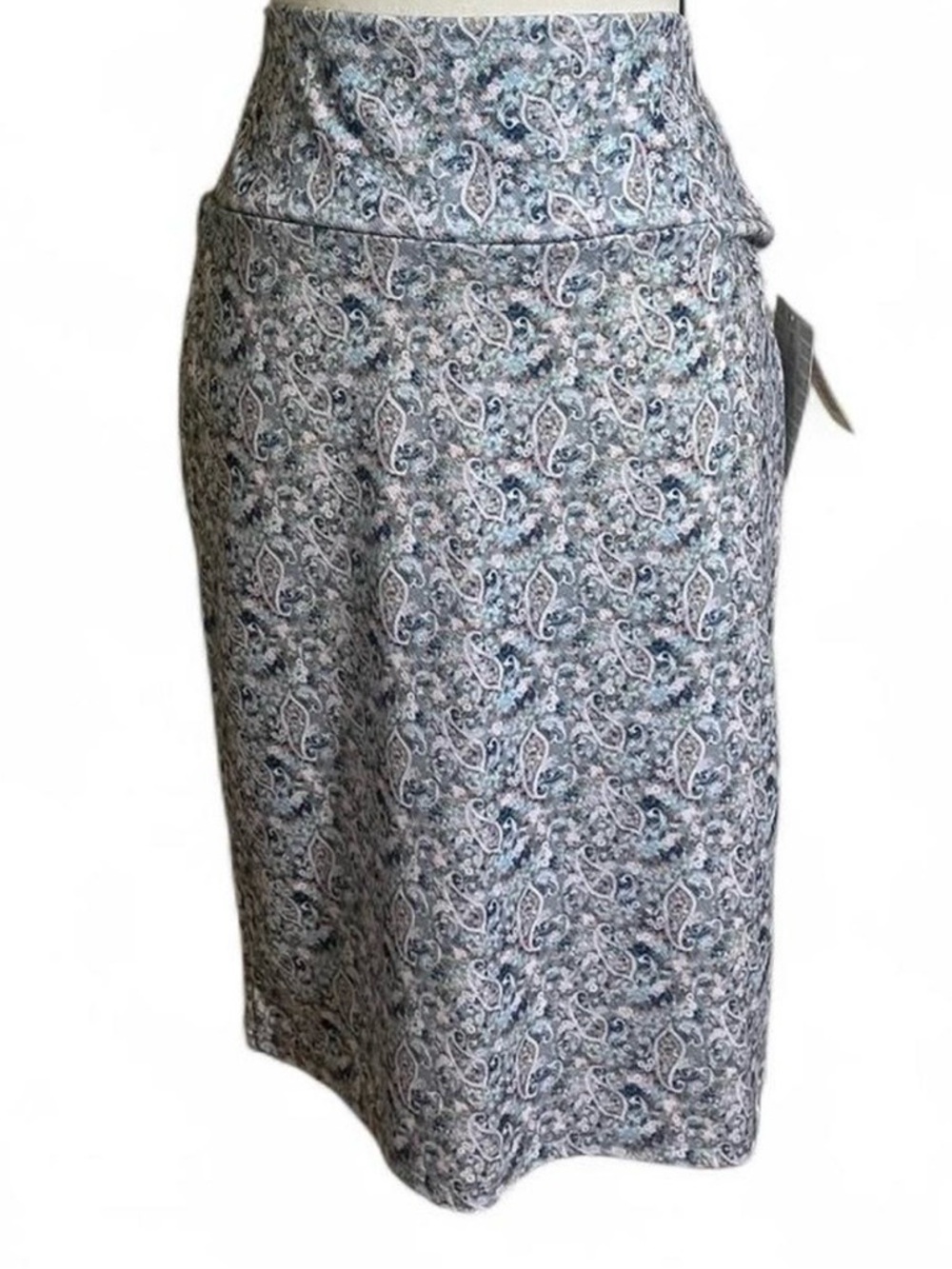 LuLaRoe Pencil Skirt Sz M CASSIE Geometric/Paisley Print Closet Staple